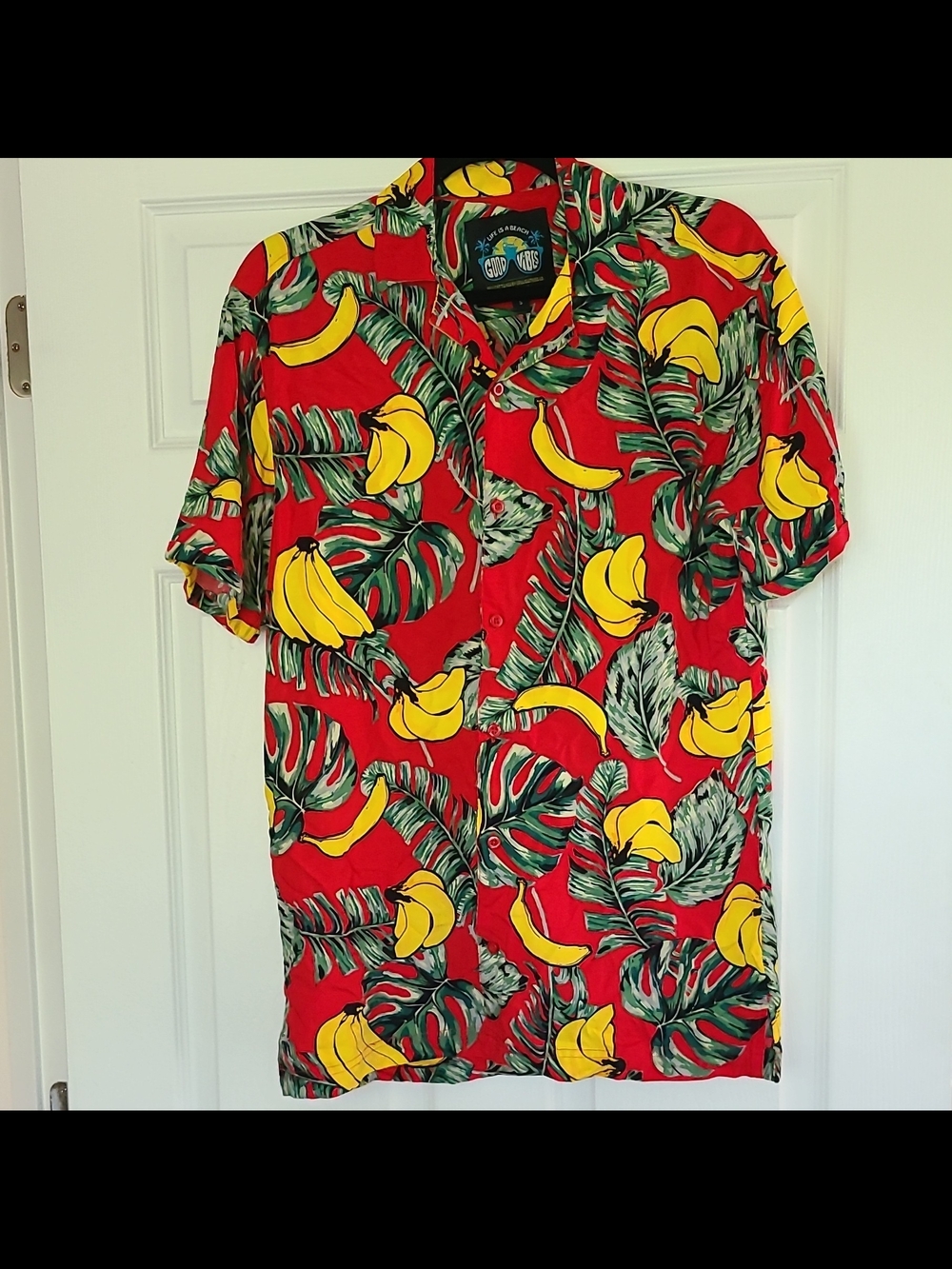 90s Vintage Good Vibes Red Banana Hawaiian Short Sleeve Button-Up Shirt Men’s S